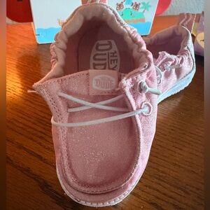 NWOB Hey Dude Pink Glitter Wally Toddler Shoes Size 3C | Slip-On